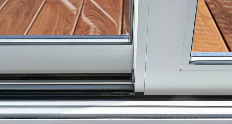 Patio Doors Leaking Water Issue Repair Services in Riverview, FL